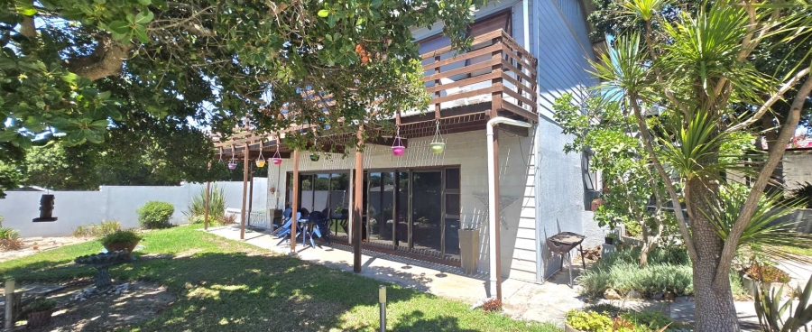 2 Bedroom Property for Sale in Kleinbaai Western Cape